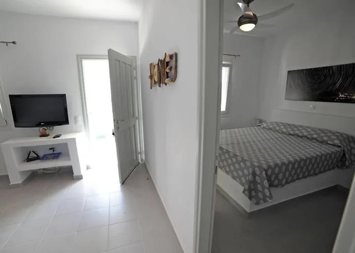 公寓 Mariannas House 纳乌萨