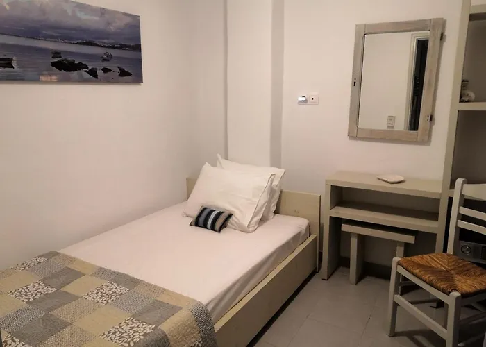 公寓 Mariannas House 纳乌萨